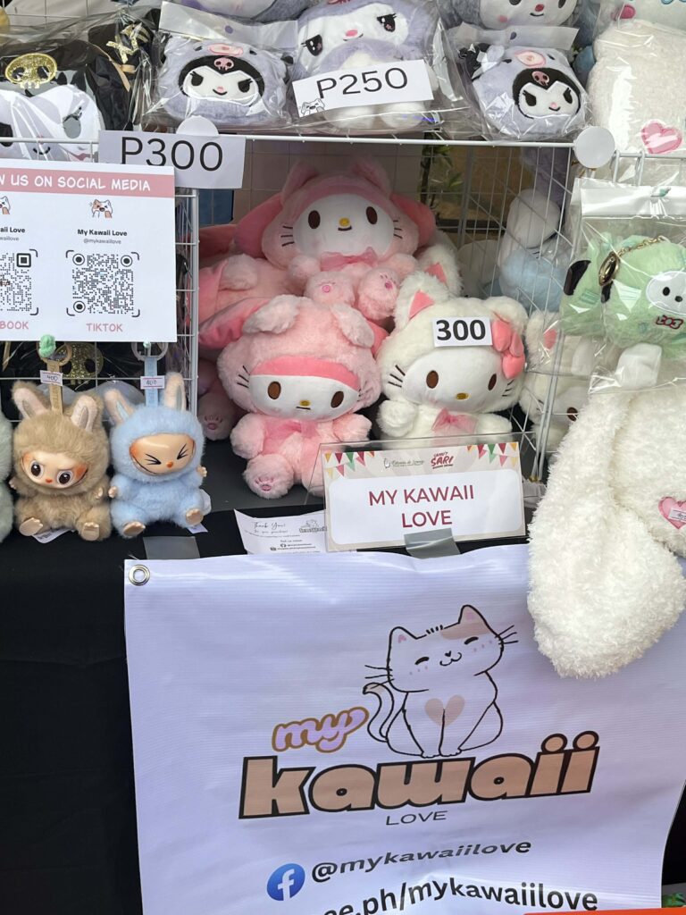 booth from  the  Samu’t  Sari  Bazaar 